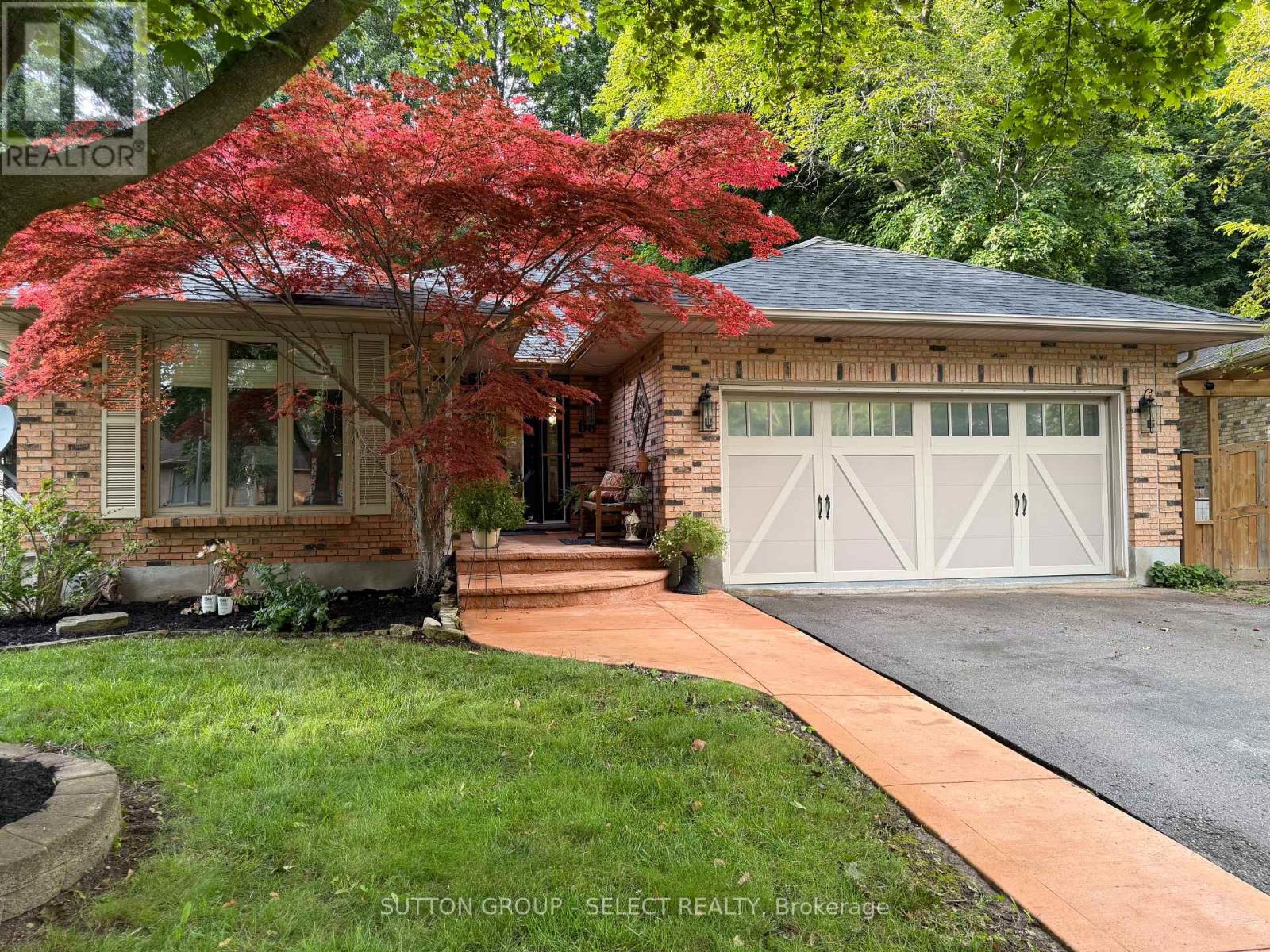 68 Midale Crescent Property Photo 1