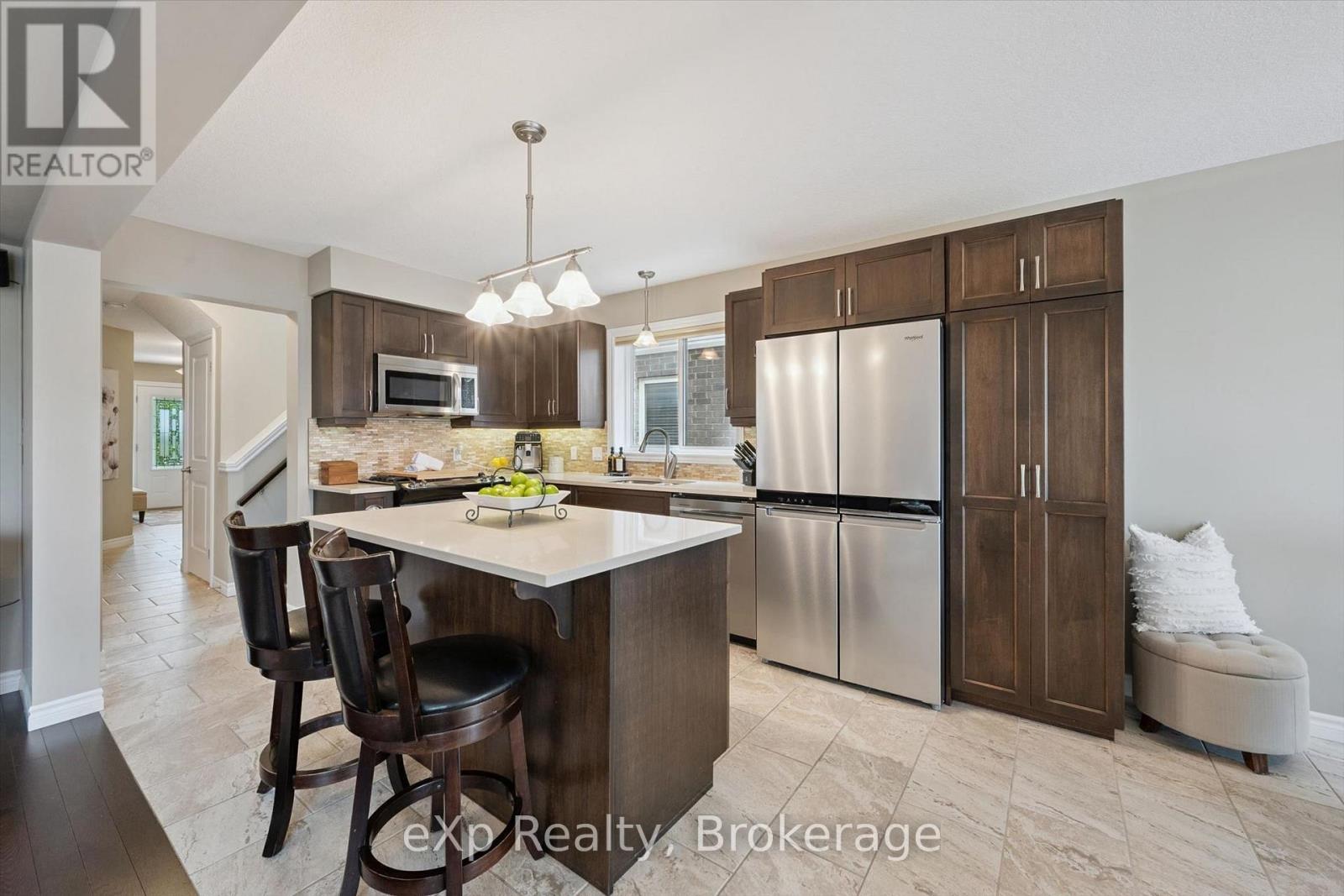 43 Goldenview Drive Property Photo 10