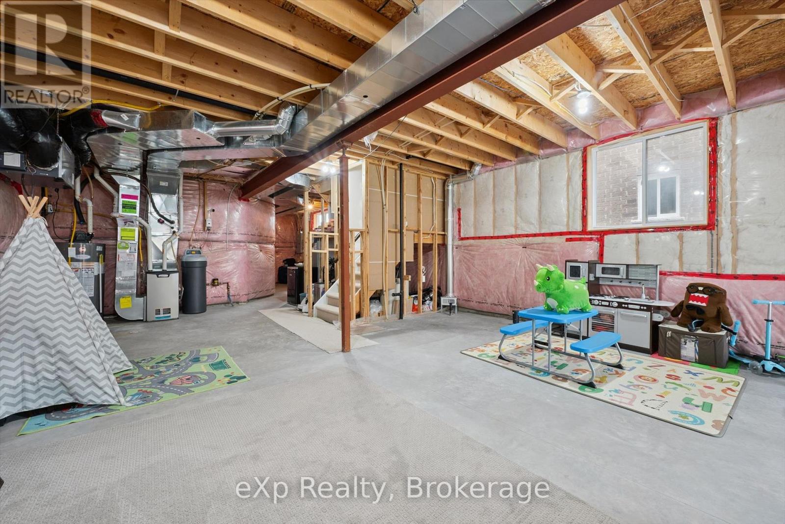 43 Goldenview Drive Property Photo 26
