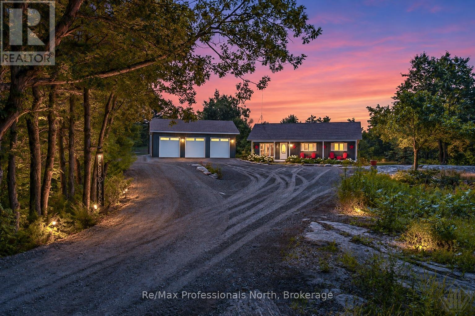 891 Peninsula Road Property Photo 1