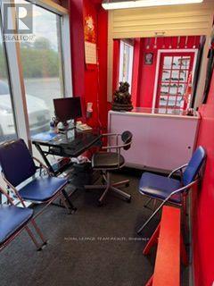1884 Merivale Road Property Photo 12