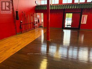 1884 Merivale Road Property Photo 15