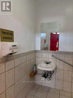1884 Merivale Road Property Photo 18