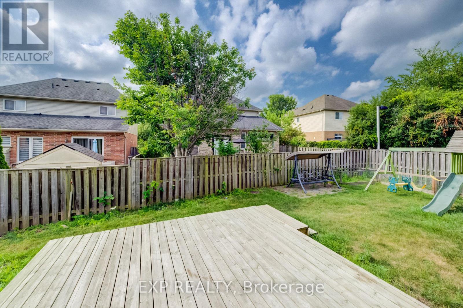 737 North Leaksdale Circle Property Photo 24