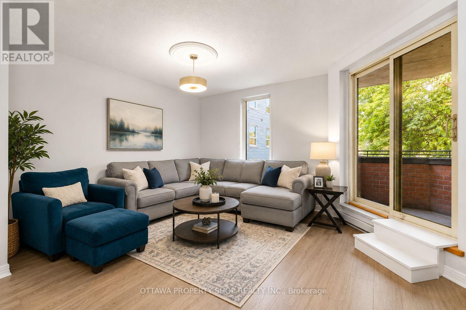 204 - 800 Mckellar Avenue Property Photo 3