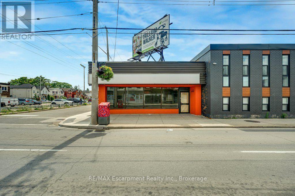 590 Barton Street E Property Photo 2