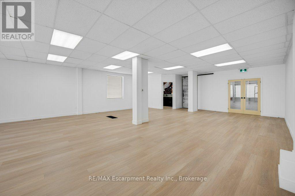 590 Barton Street E Property Photo 10