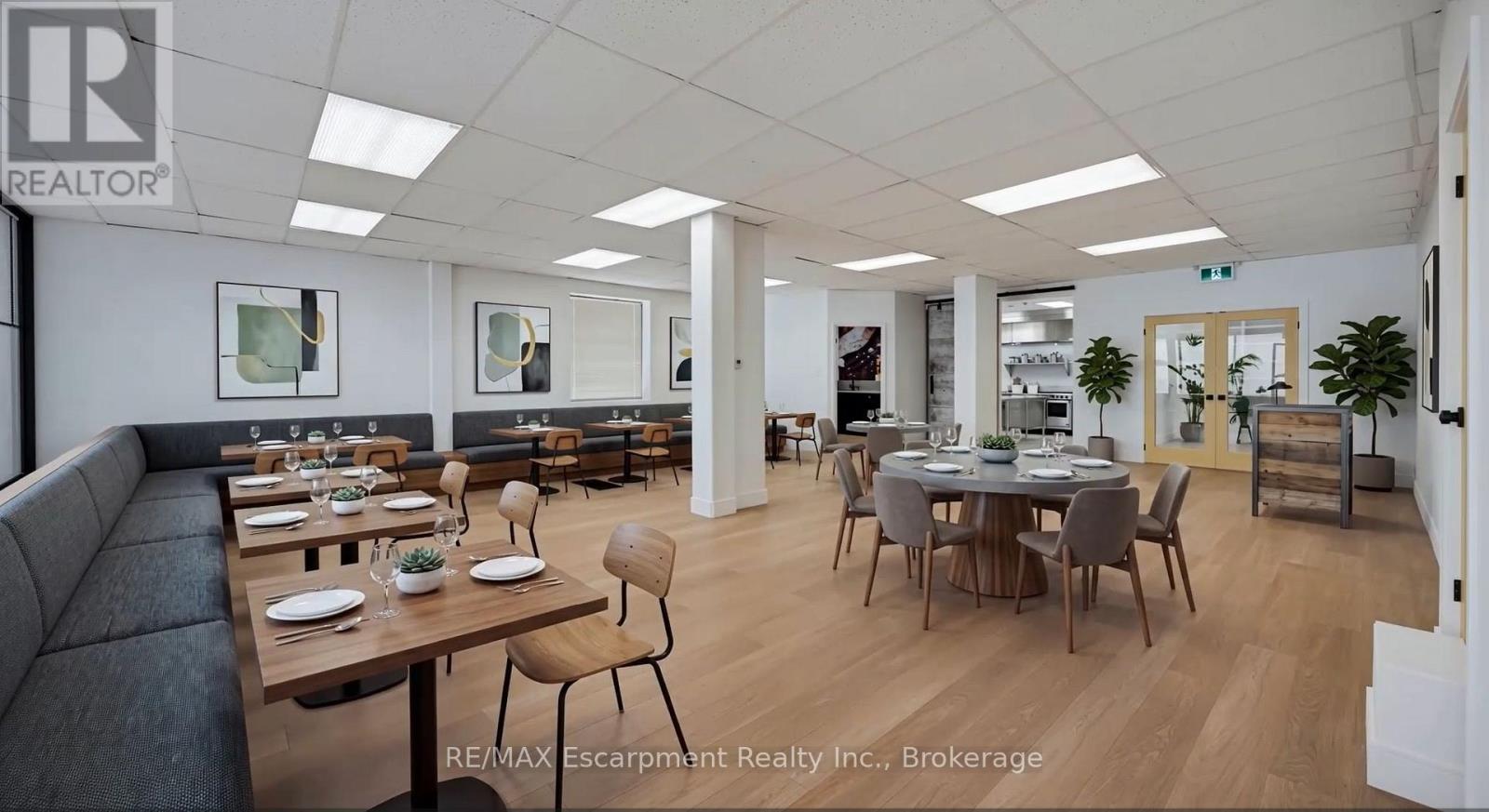 590 Barton Street E Property Photo 11