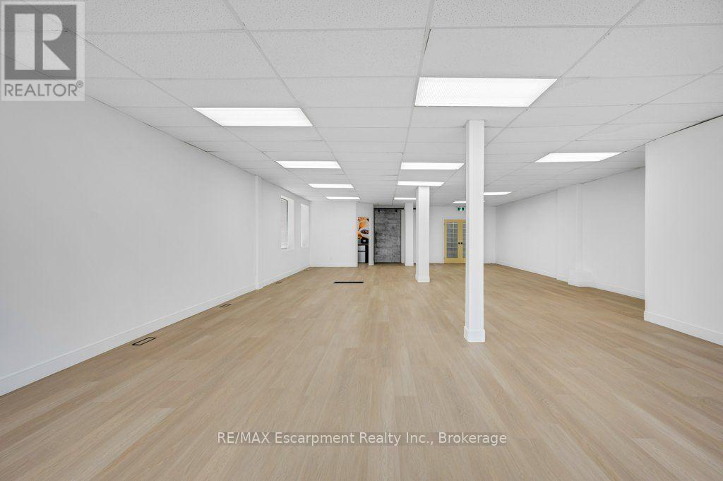 590 Barton Street E Property Photo 18