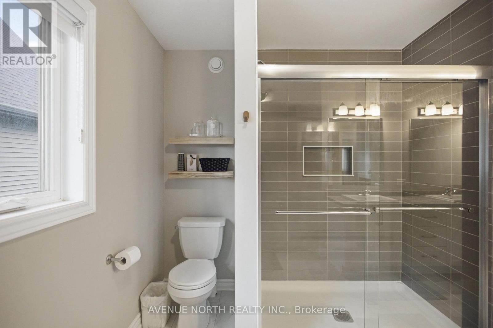 275 Trollius Way Property Photo 23
