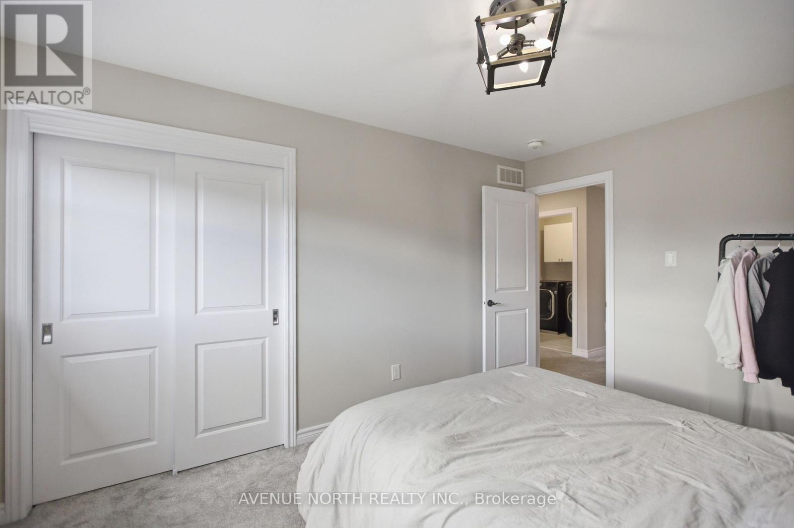 275 Trollius Way Property Photo 27