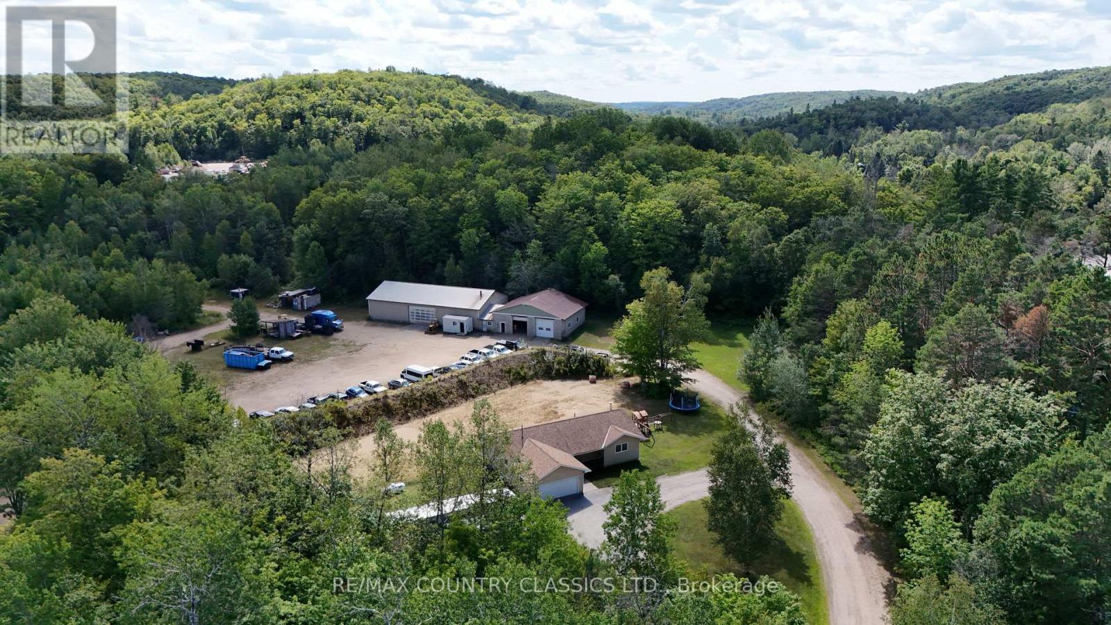 3952 Loop Road Property Photo 24