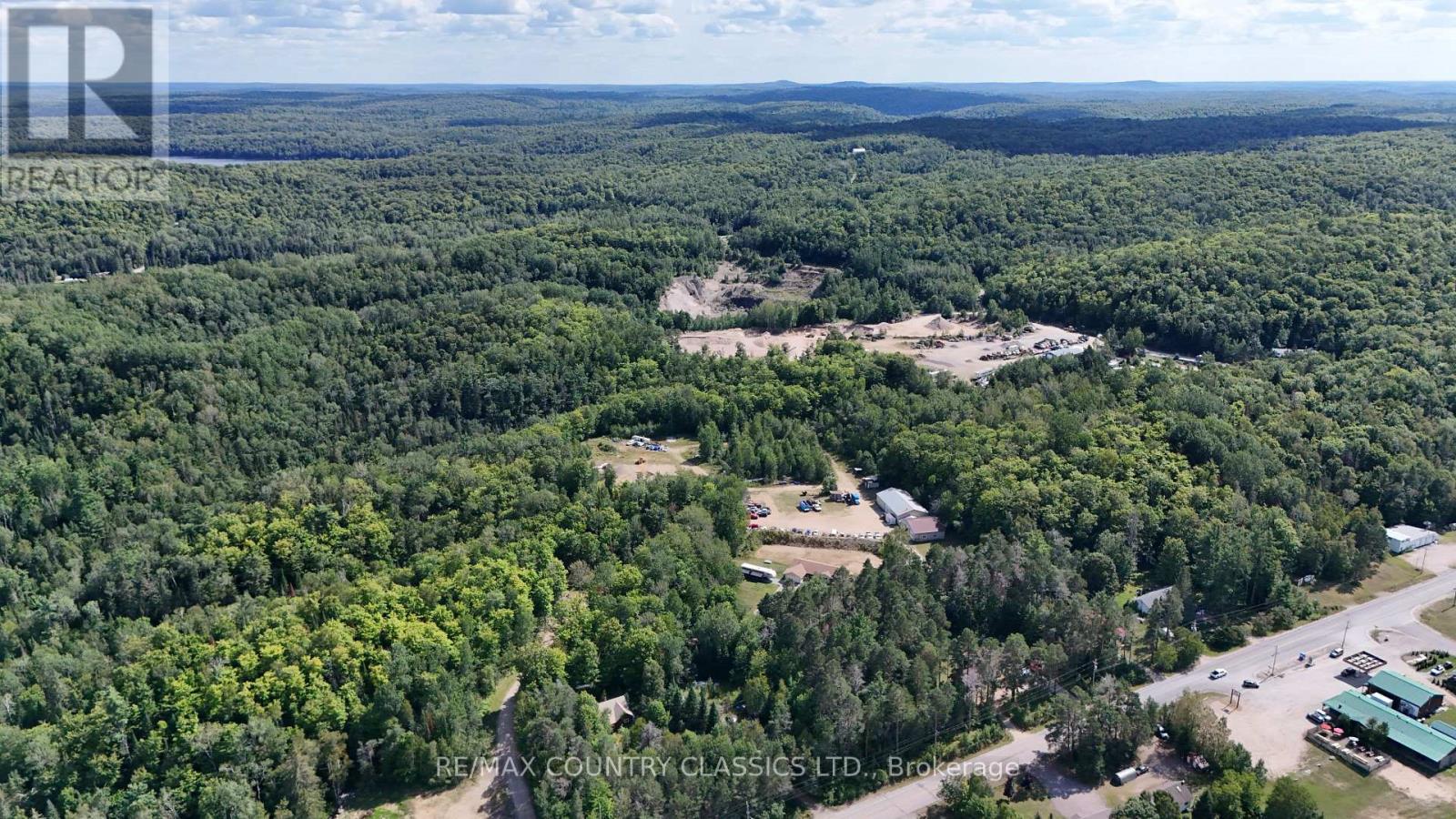 3952 Loop Road Property Photo 36