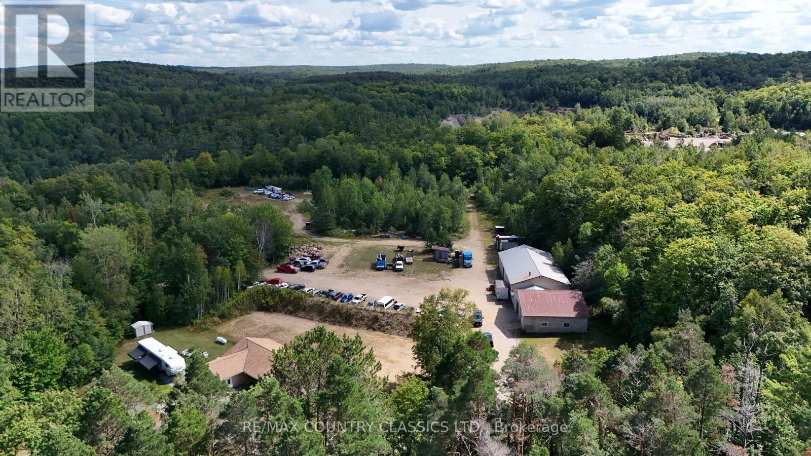3952 Loop Road Property Photo 30