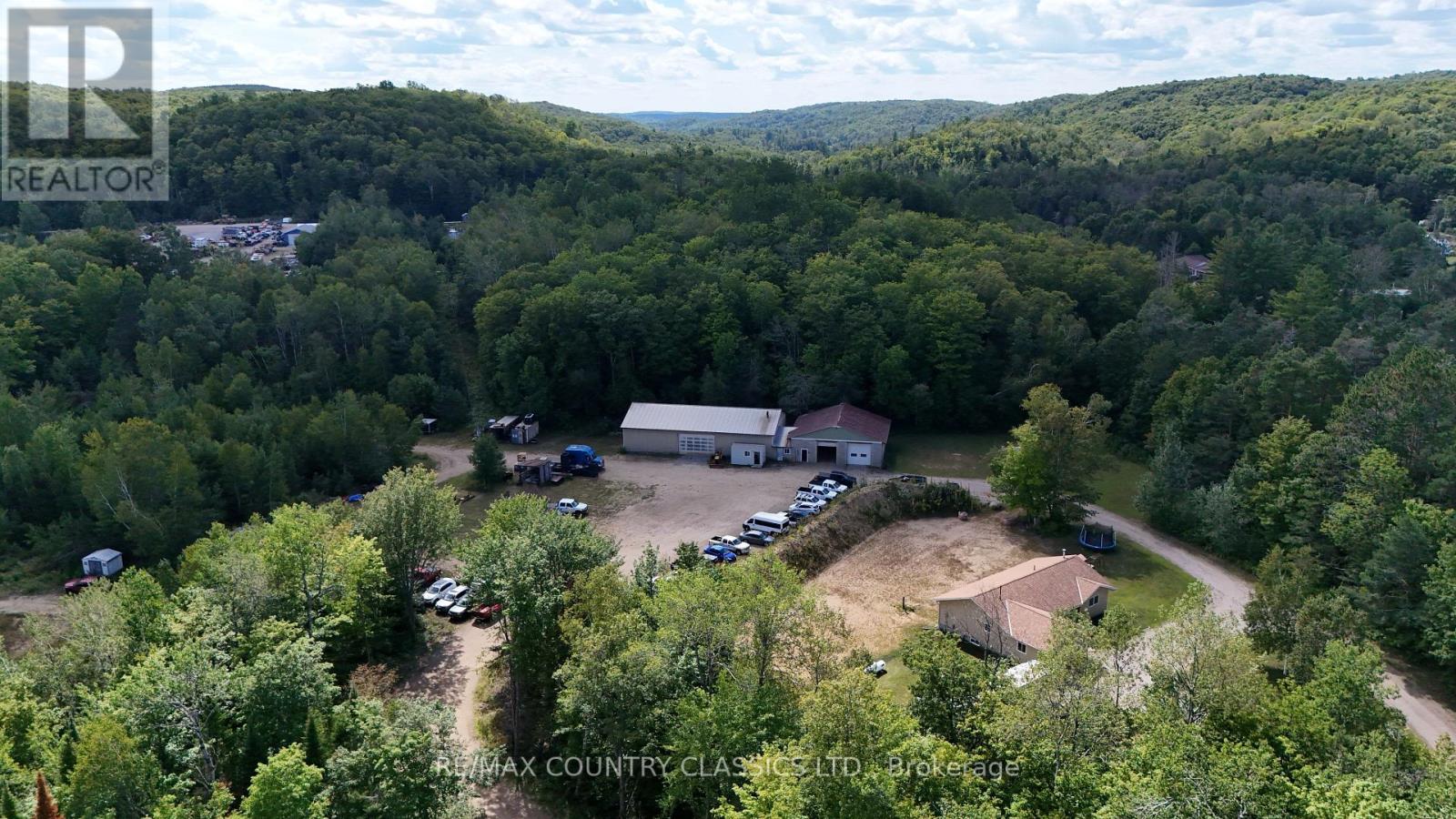 3952 Loop Road Property Photo 34