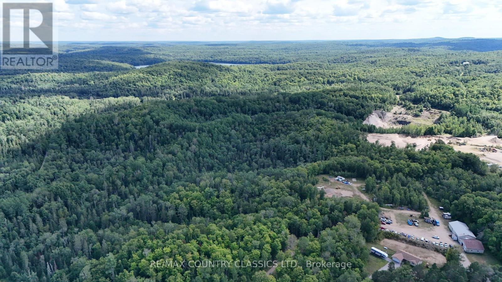 3952 Loop Road Property Photo 35