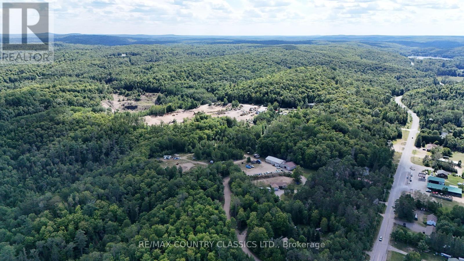 3952 Loop Road Property Photo 36