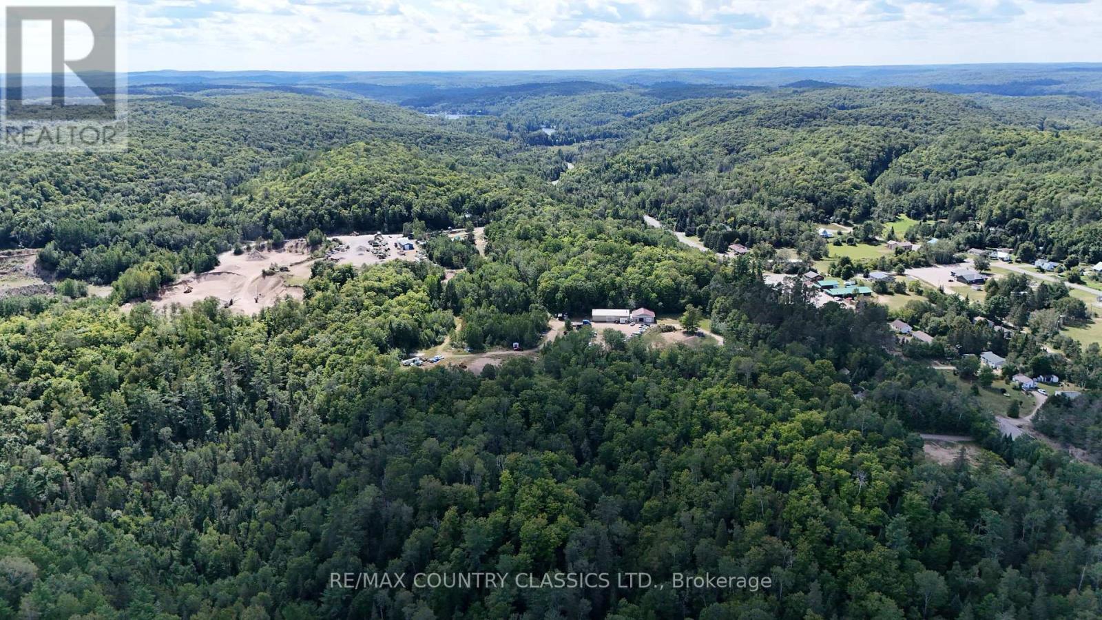 3952 Loop Road Property Photo 37