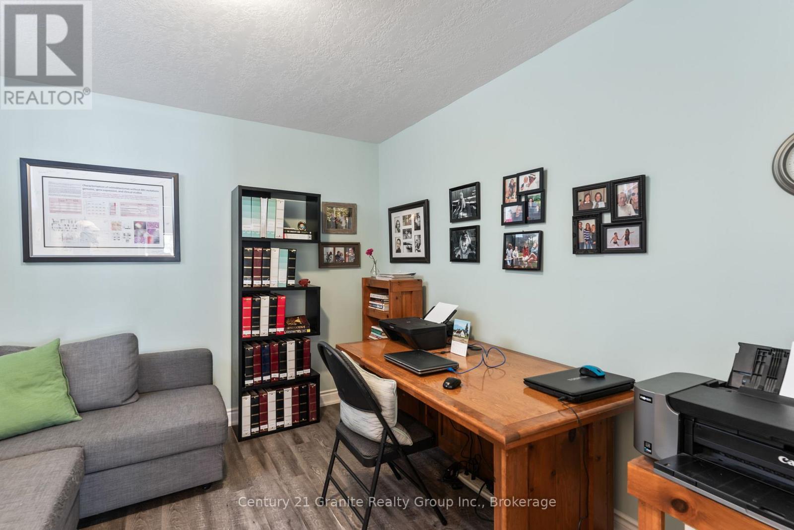 17 Webb Circle Property Photo 28