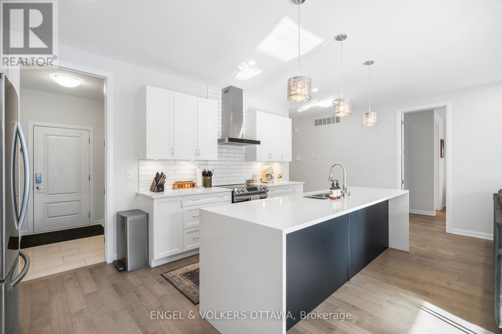 777 Coast Circle Property Photo 10