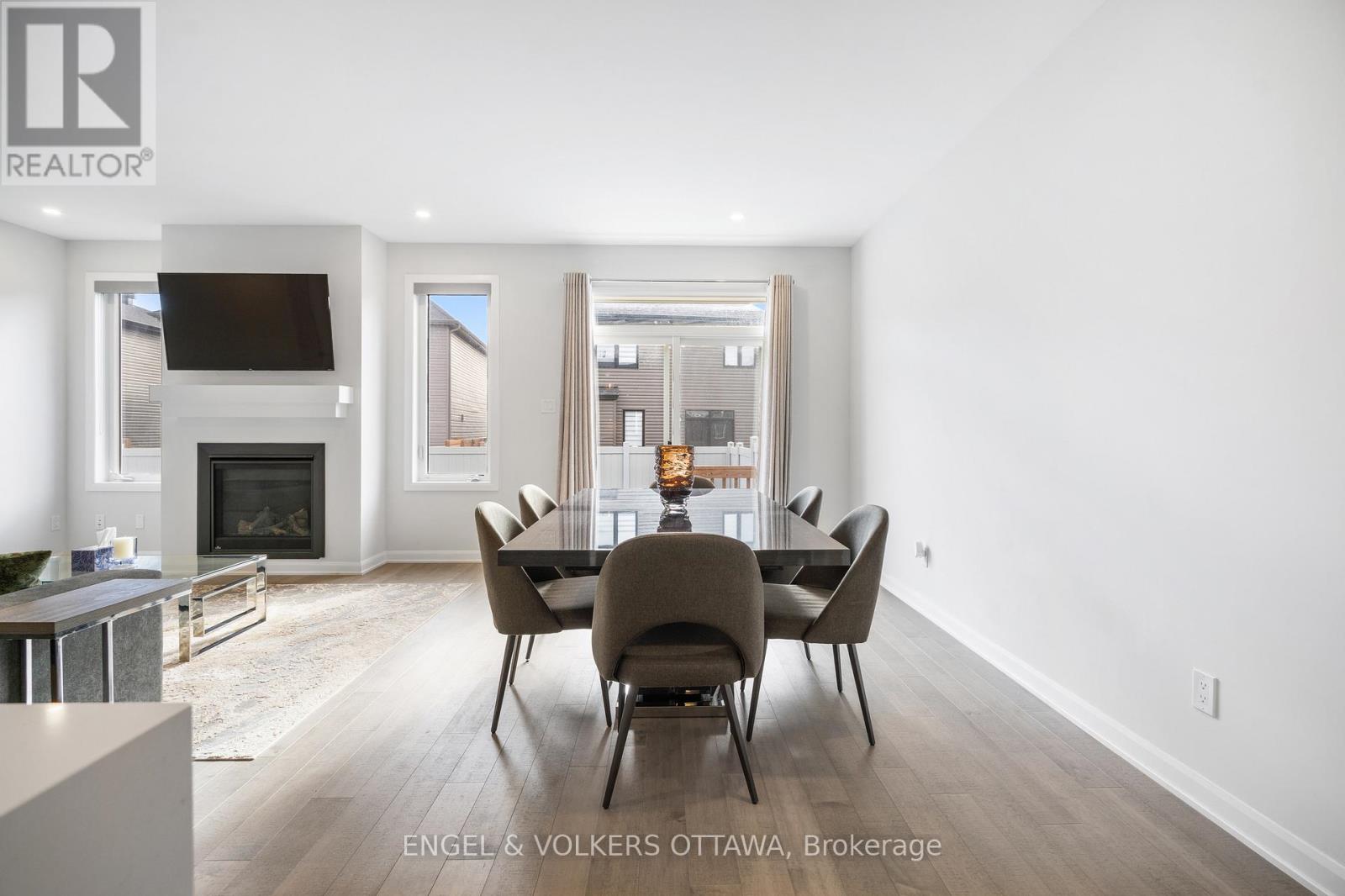 777 Coast Circle Property Photo 14