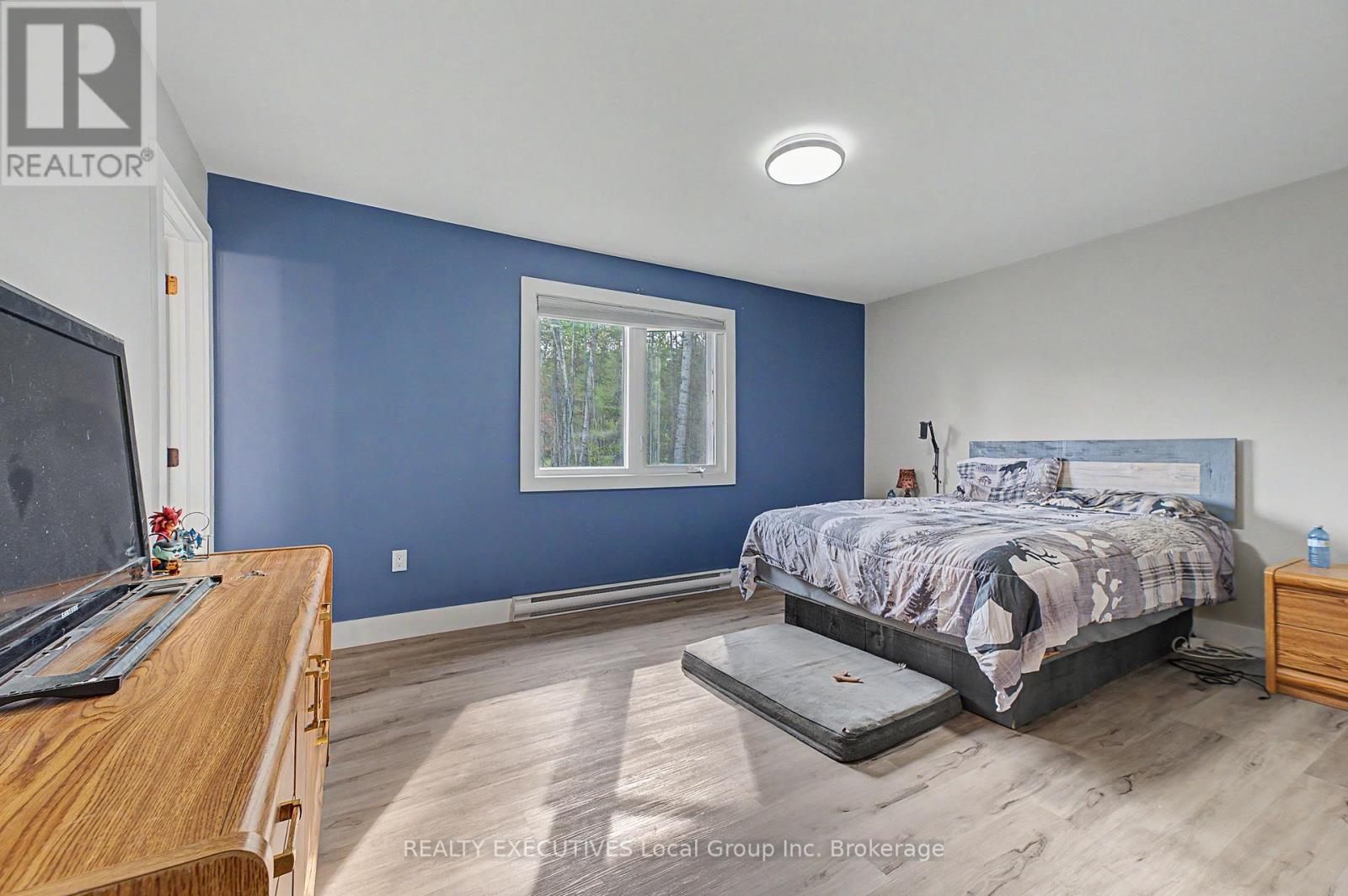 575 Hart Road Property Photo 14