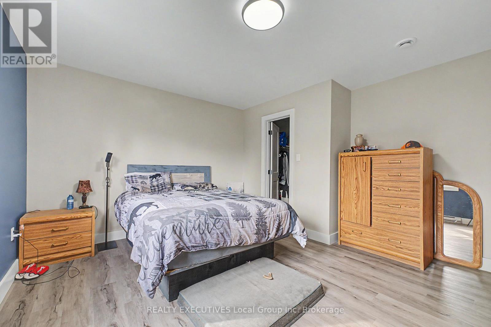 575 Hart Road Property Photo 15