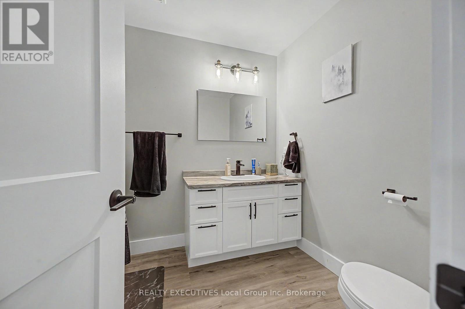575 Hart Road Property Photo 20