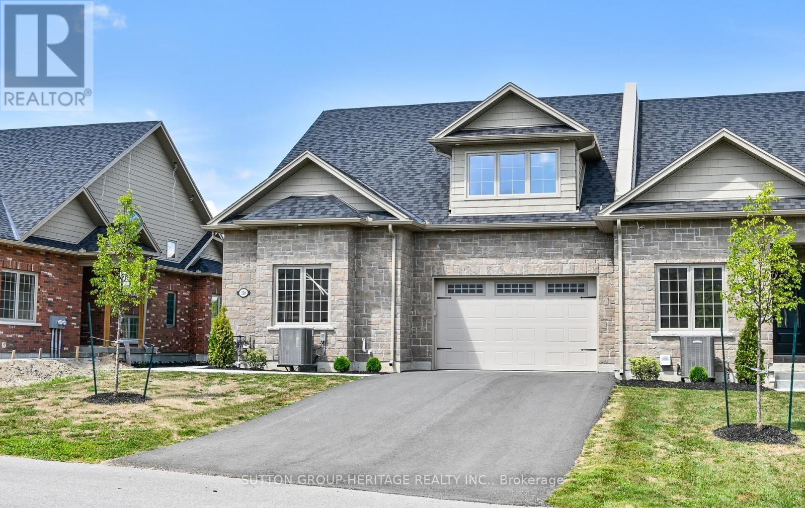 126 Orchard Way Property Photo 1