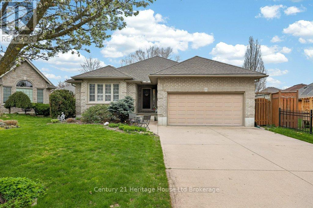 57 WENDY CALDER PLACE Property Photo 1