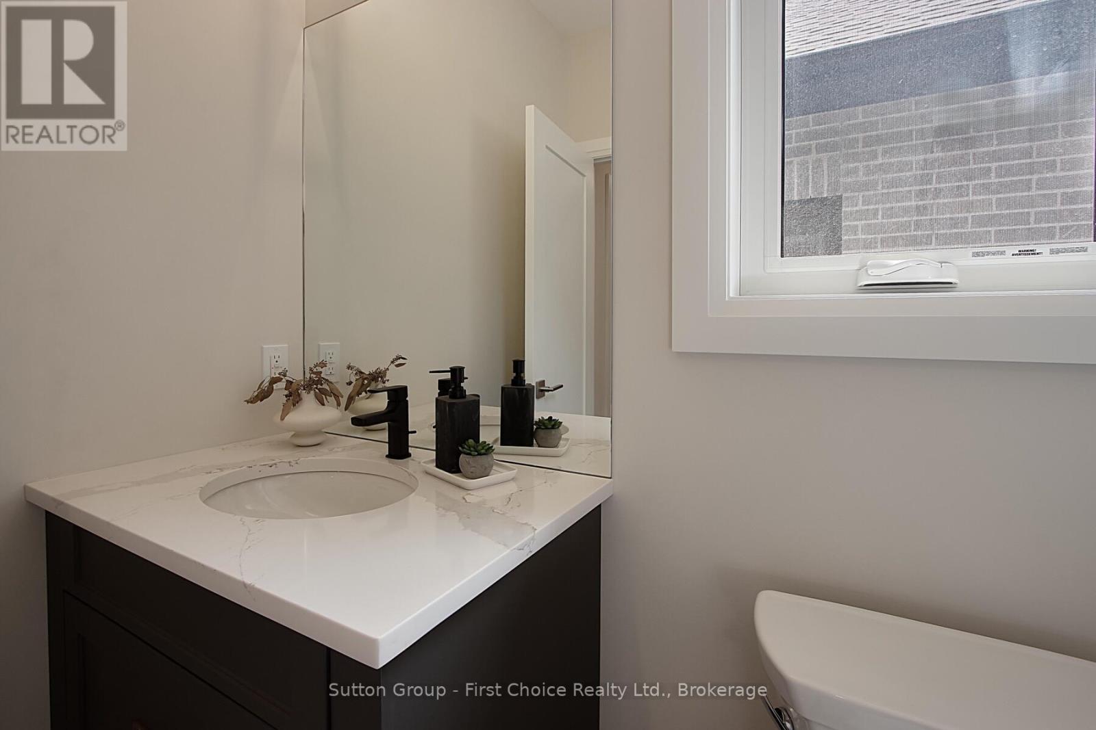 117 Kastner Street Property Photo 23