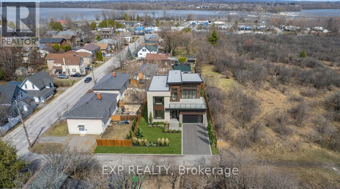 2725 Rowatt Street Property Photo 4