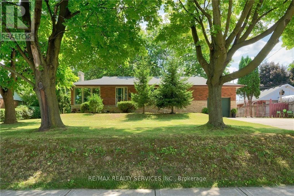 68 Rymal Road E Property Photo 2