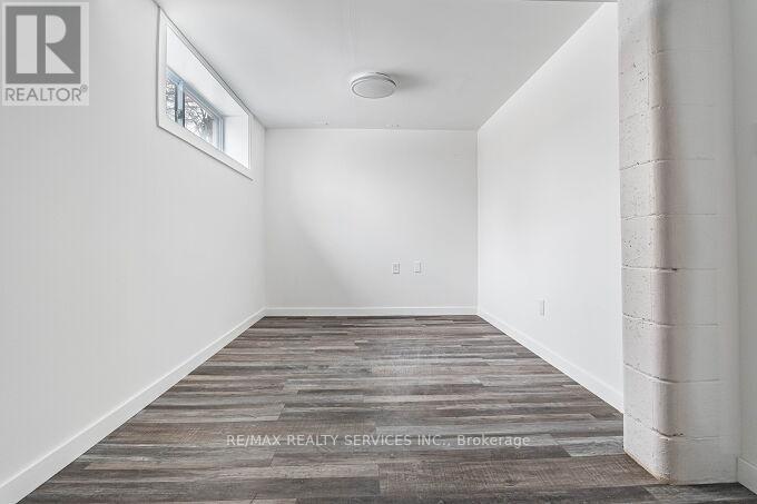 68 Rymal Road E Property Photo 16