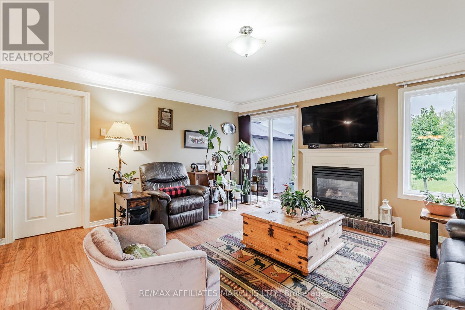 2230 Glen Brook Drive Property Photo 15