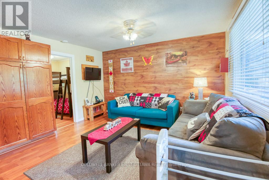 1036 Rossland Lane Property Photo 8