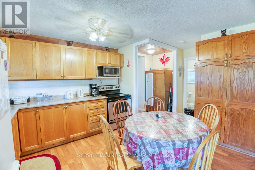 1036 Rossland Lane Property Photo 12