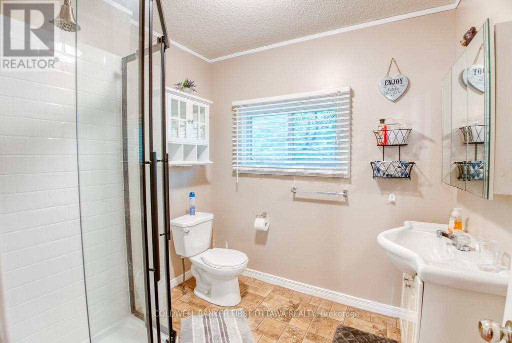 1036 Rossland Lane Property Photo 18