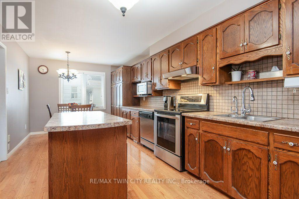 108 Queensway Drive Property Photo 16