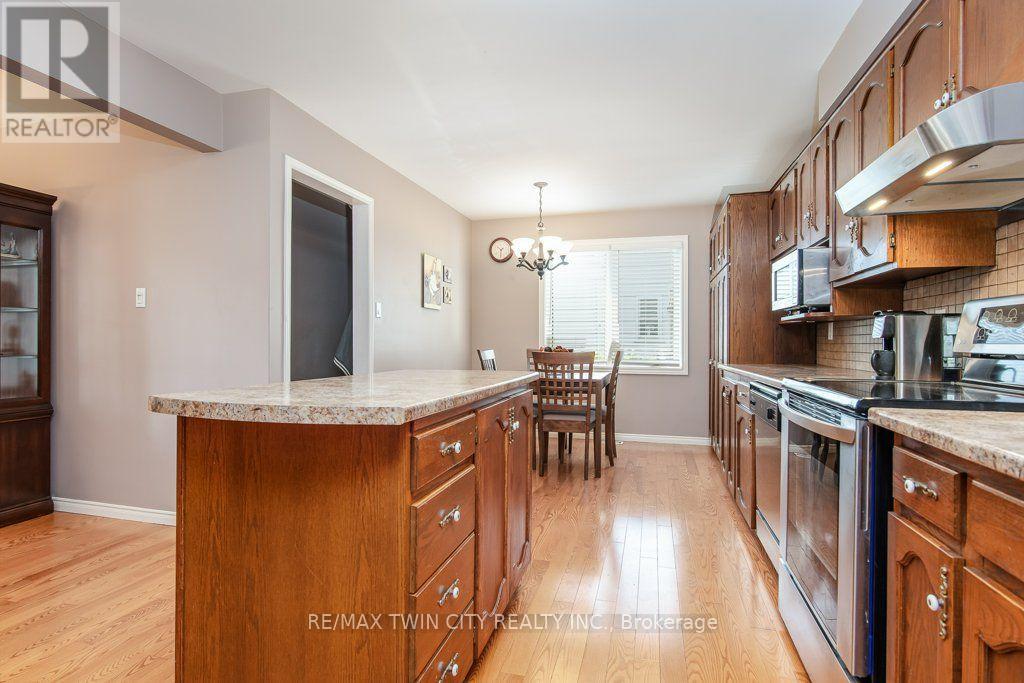 108 Queensway Drive Property Photo 17