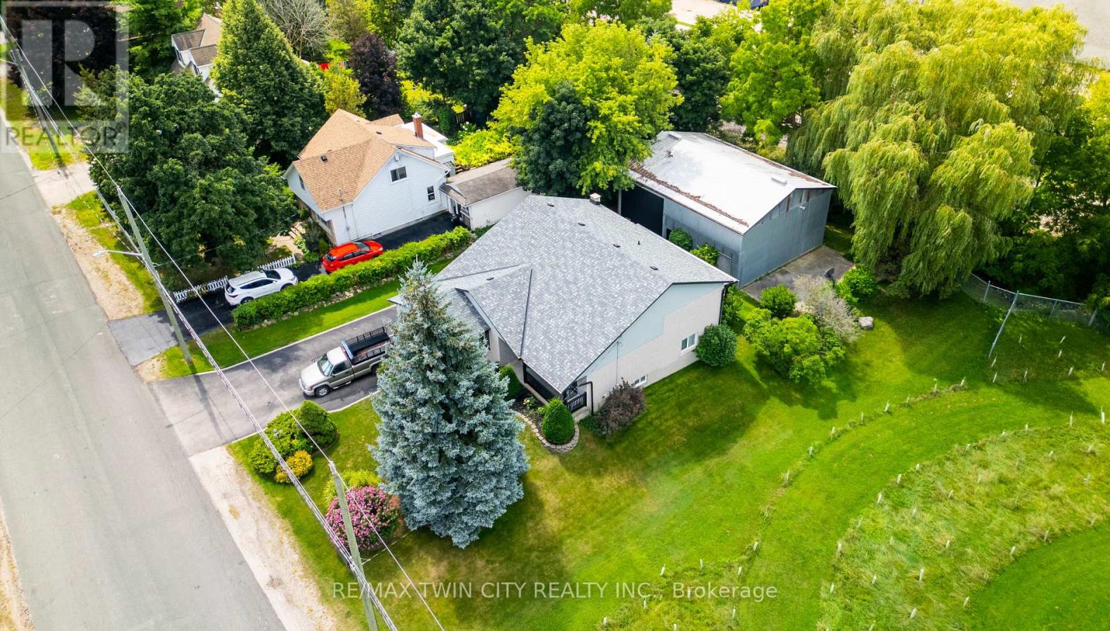 108 Queensway Drive Property Photo 46