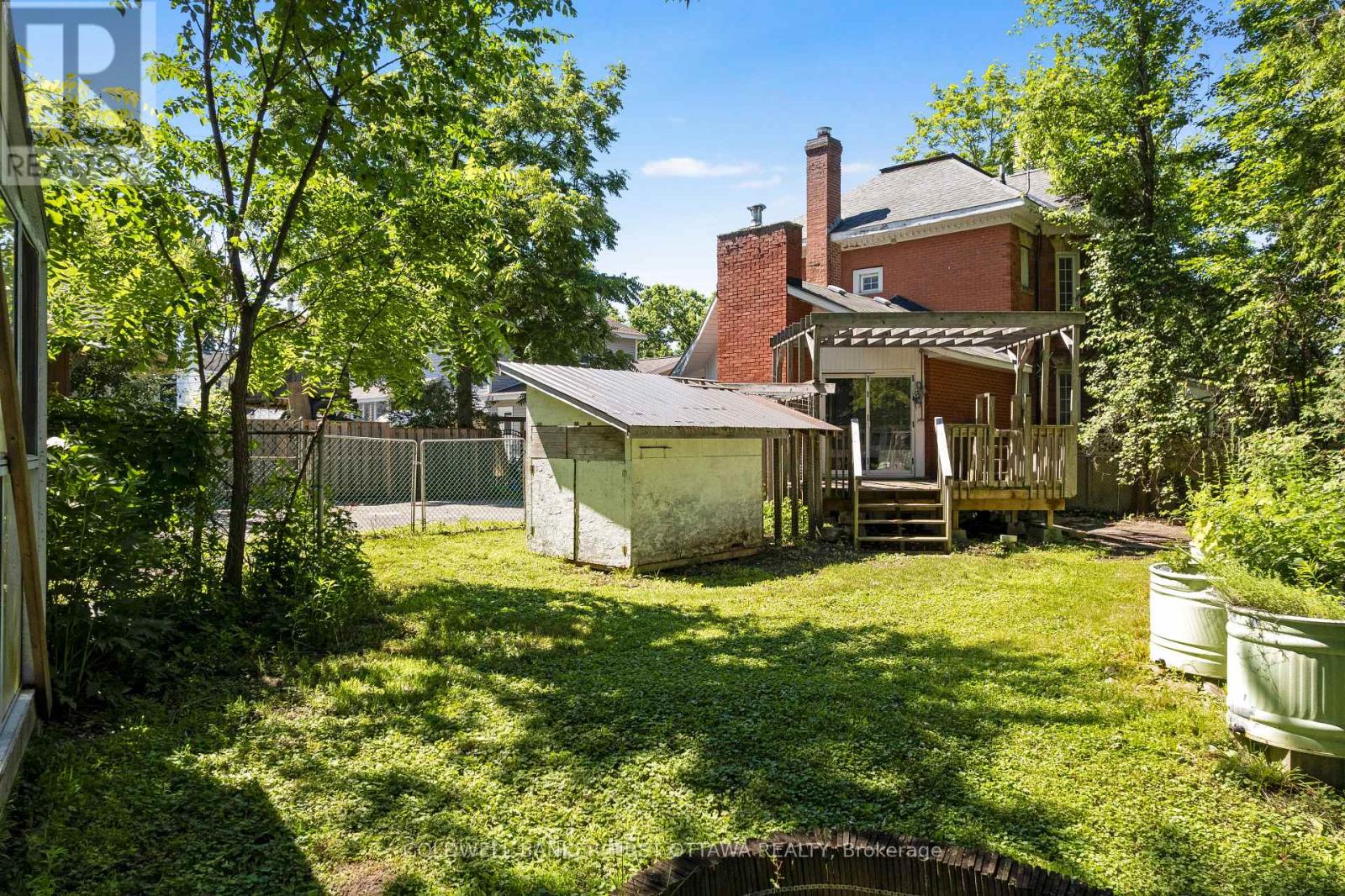 69 Wilson Street W Property Photo 7