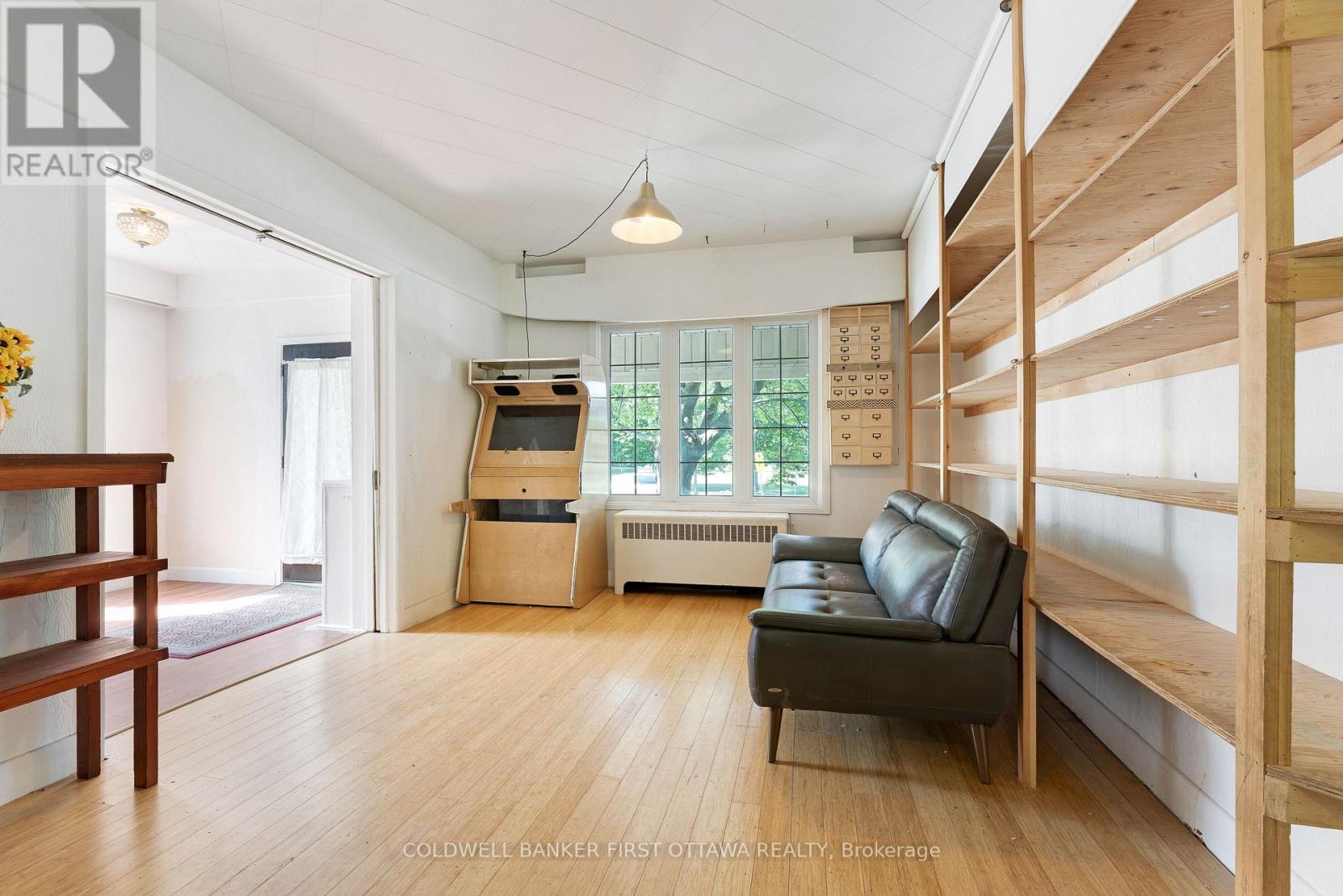 69 Wilson Street W Property Photo 13