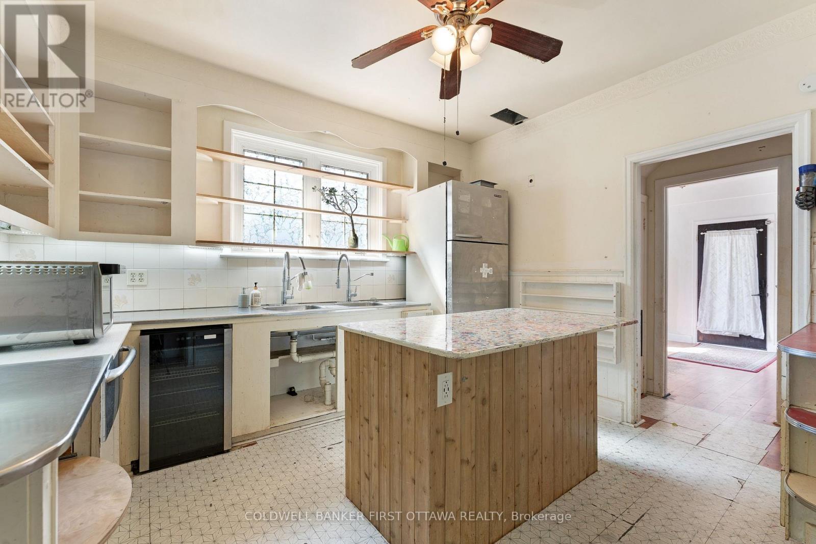 69 Wilson Street W Property Photo 18