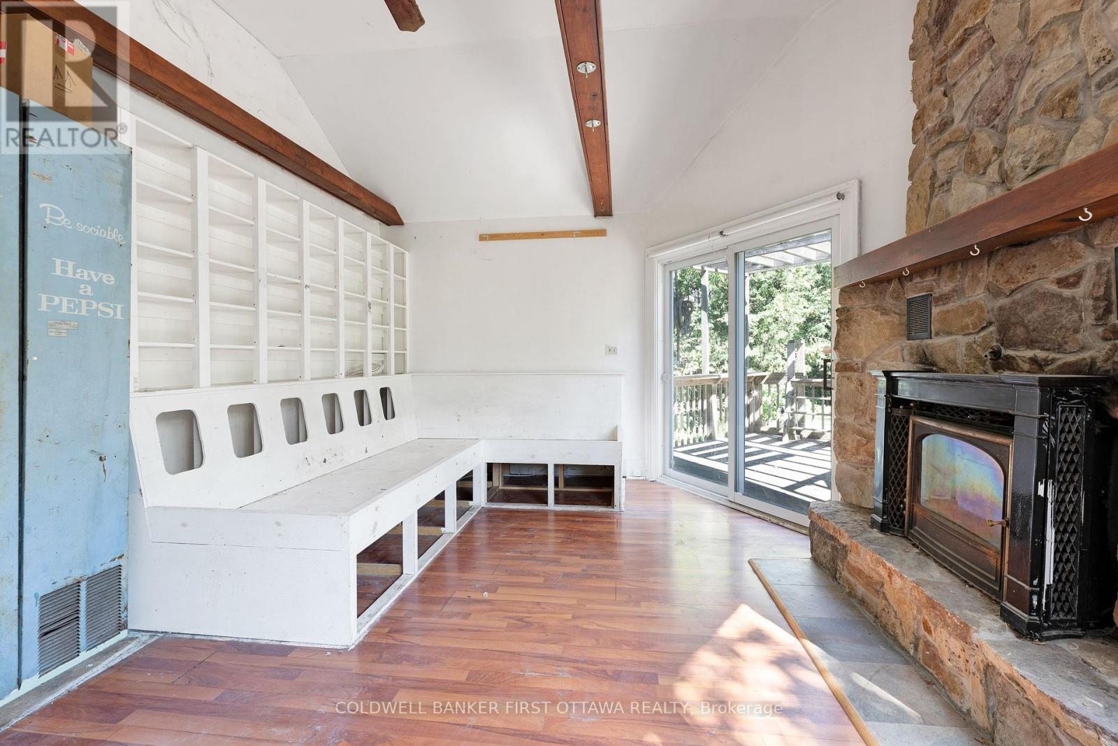 69 Wilson Street W Property Photo 22