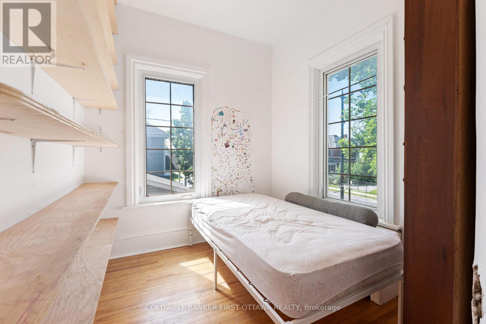 69 Wilson Street W Property Photo 25