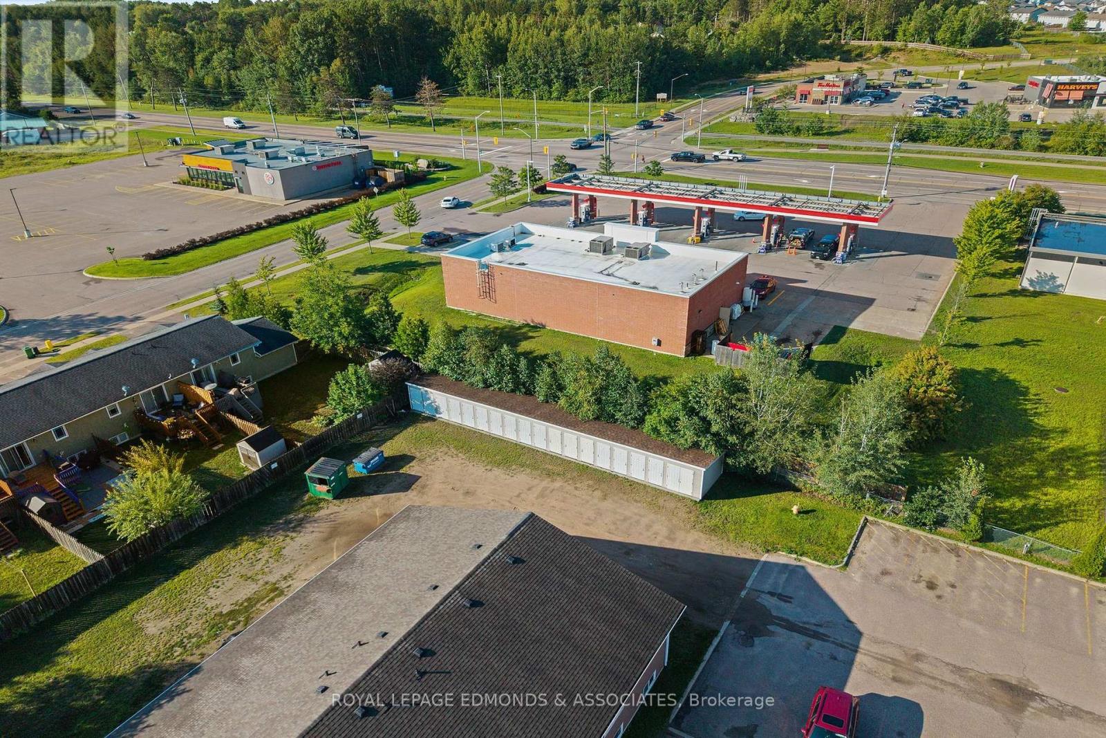 5 Renfrew Street Property Photo 16