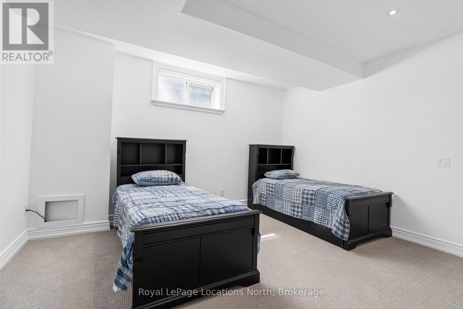 109 Hemlock Court W Property Photo 36