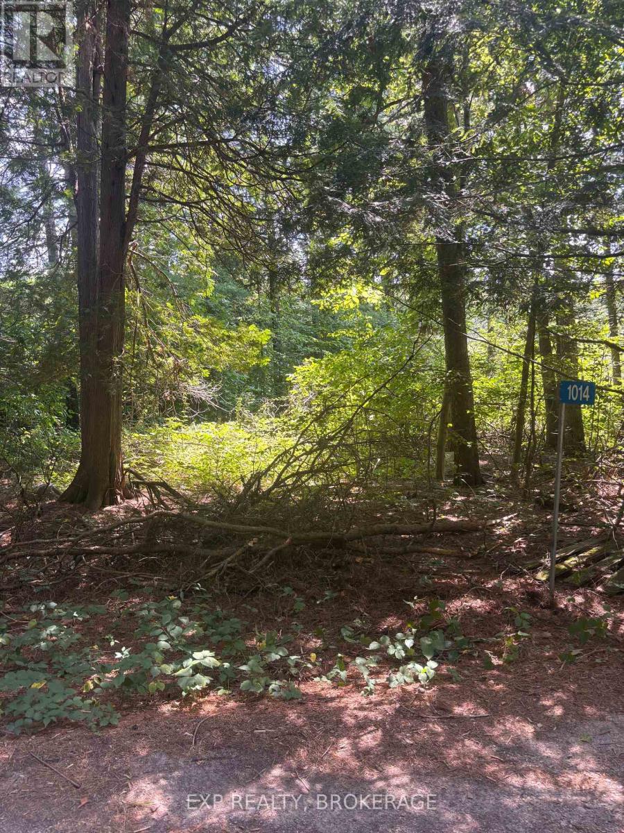 23 - 1014 Sumac Trail Property Photo 1
