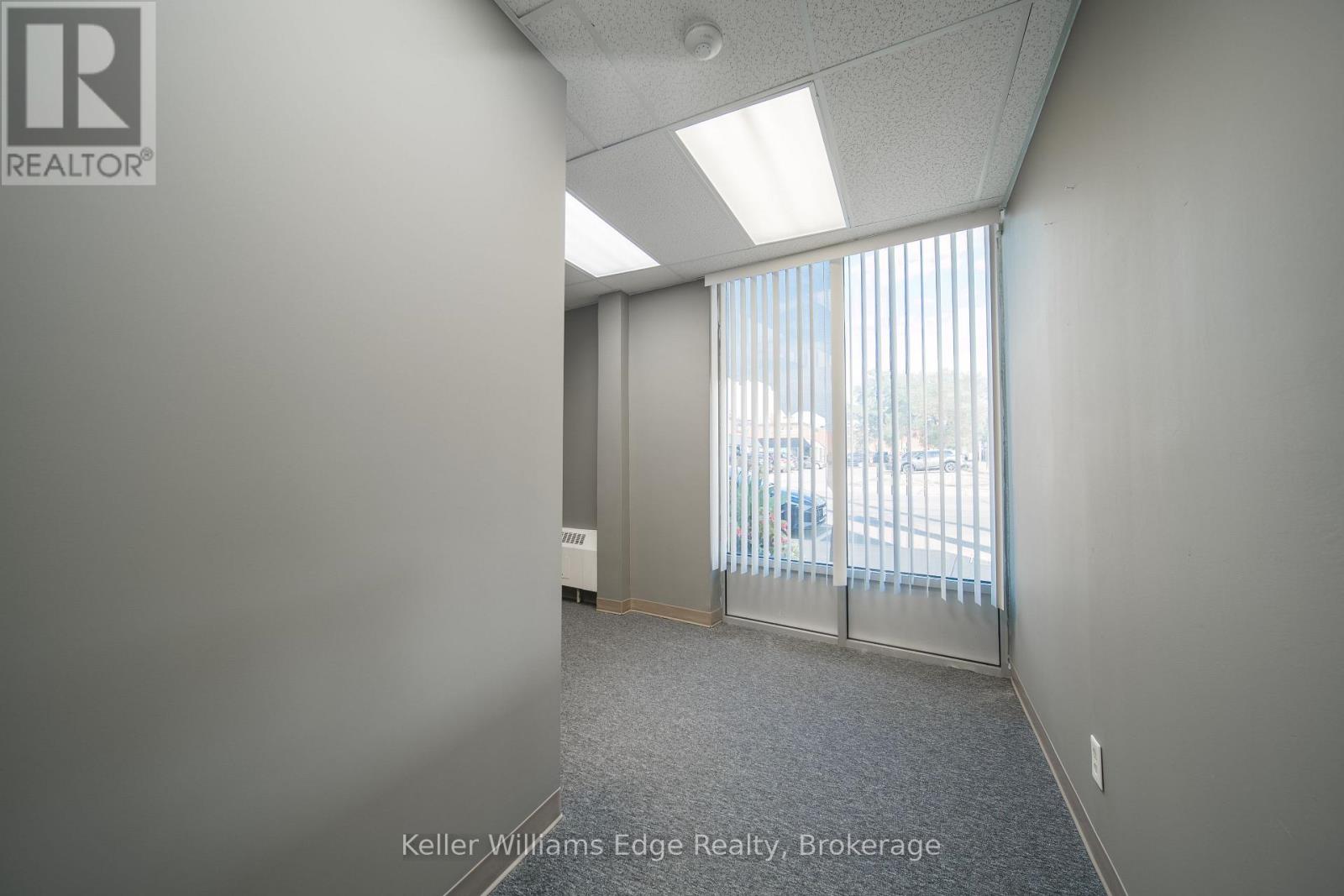 11 King Street Property Photo 18
